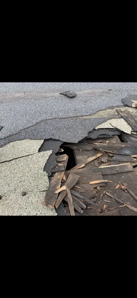 Slide of Accurate Roofing & Tuckpointing