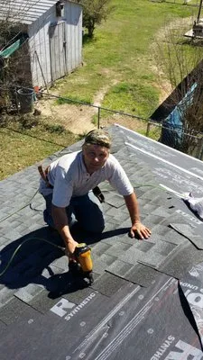 Accurate Roofing Logo