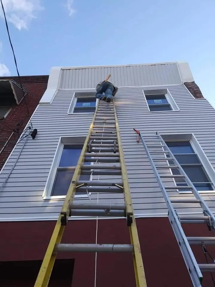 Licensed storm damage roof repair experts serving Holmes, PA - Ace Brothers Construction