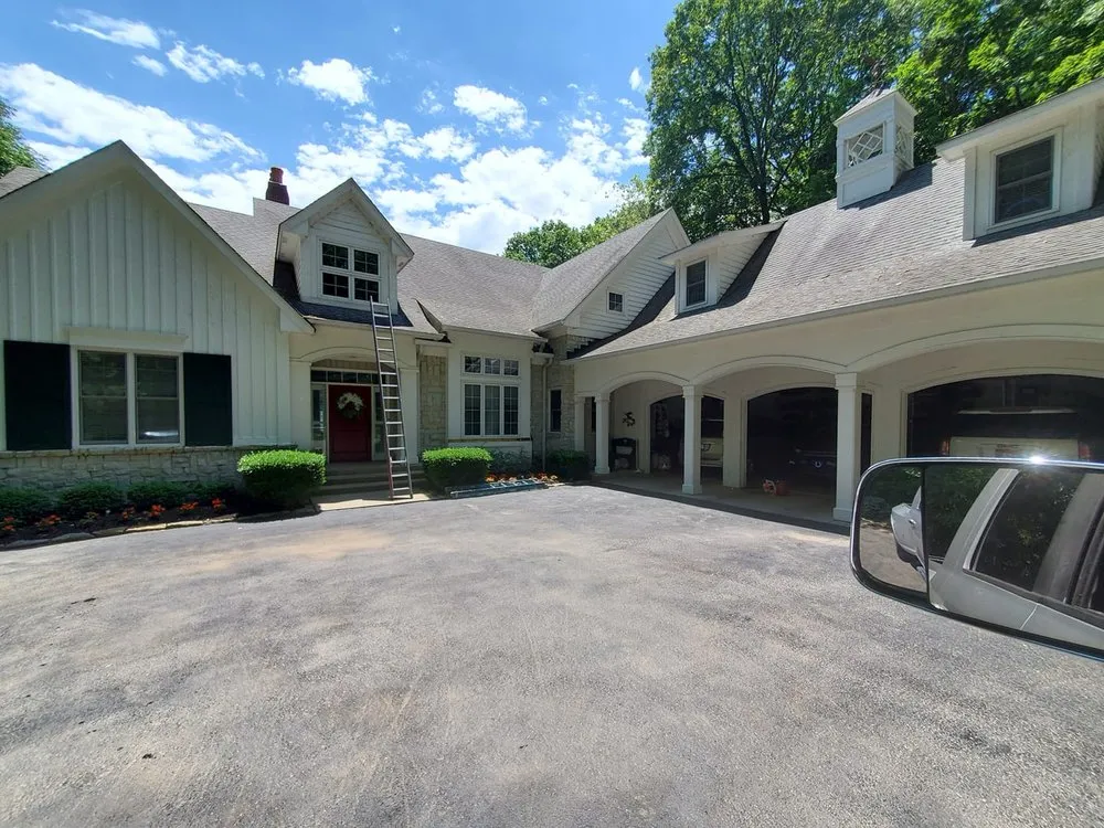 Professional roof installation same-day service across Charlottesville, IN - Ace of Trades