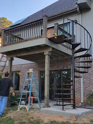 Ace Roof & Construction Logo