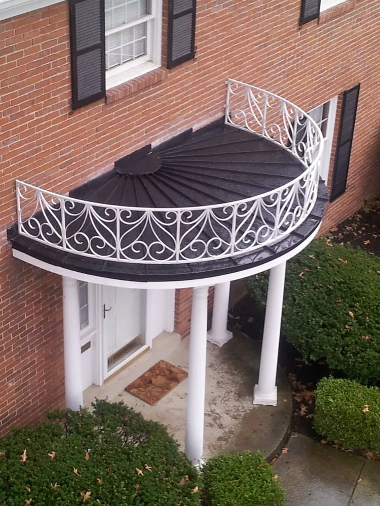 Slide of Ace Roofing