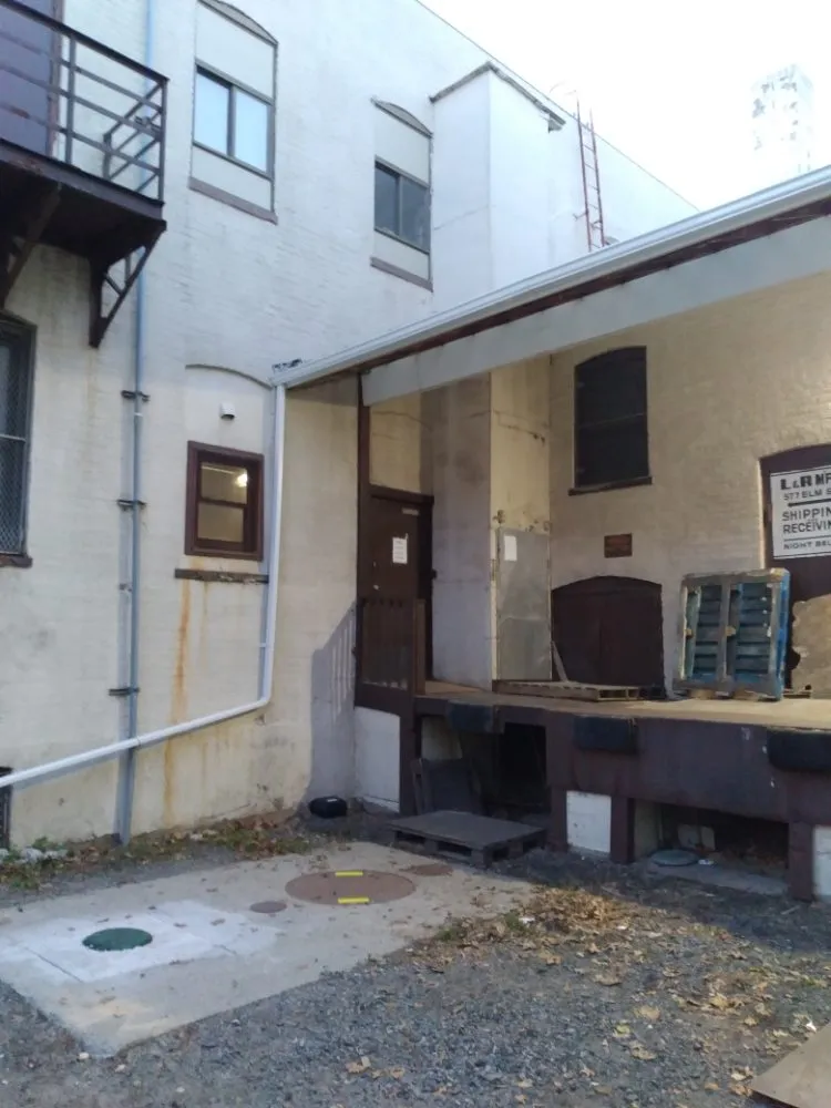 Slide of Ace Roofing