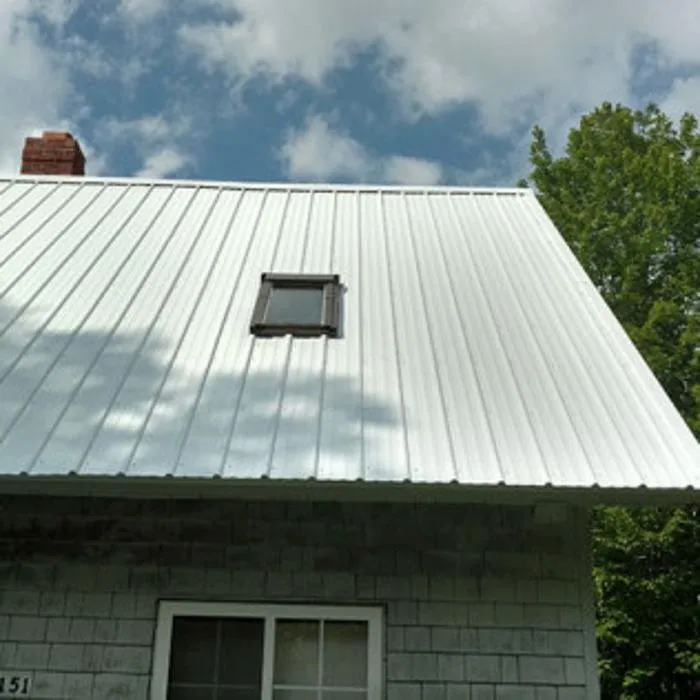 Slide of Ace Roofing