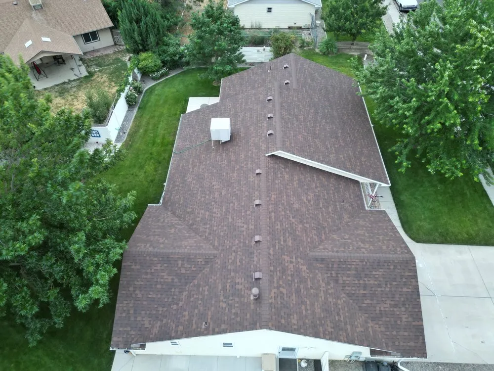 Slide of Aces Roofing