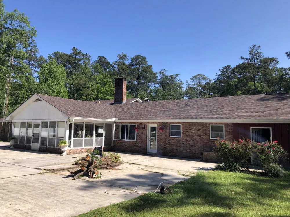 Slide of Acme Exteriors