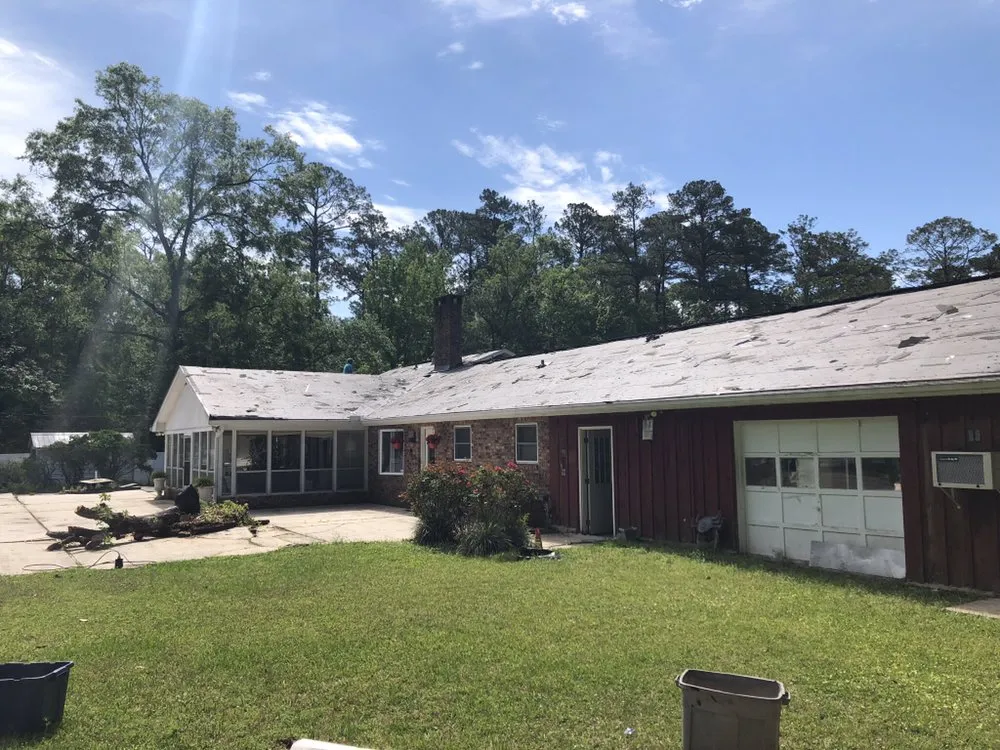 Slide of Acme Exteriors