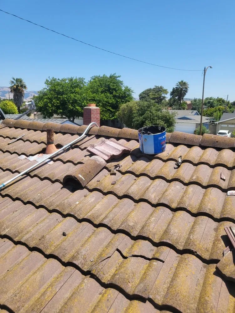 Slide of Acme Roofing Company