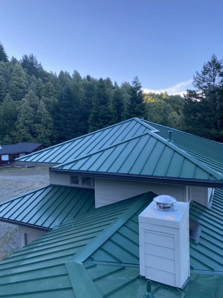 Slide of Acme Roofing Services