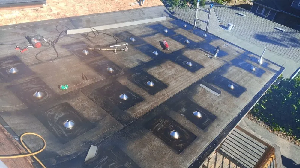 Slide of Acme Roofing Services