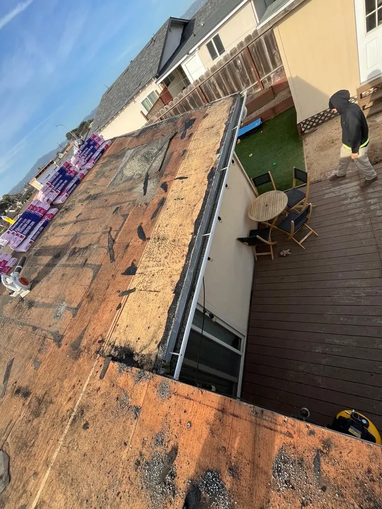 Slide of Acme Roofing Services