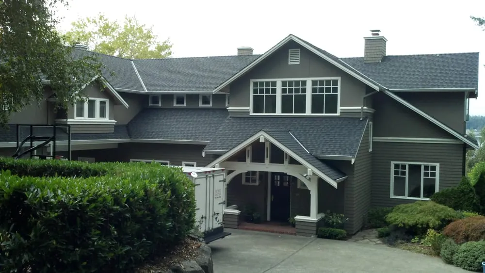 Slide of Acme Roofing