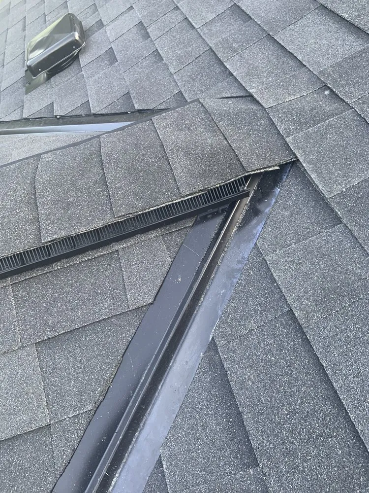 Slide of Acme Roofing