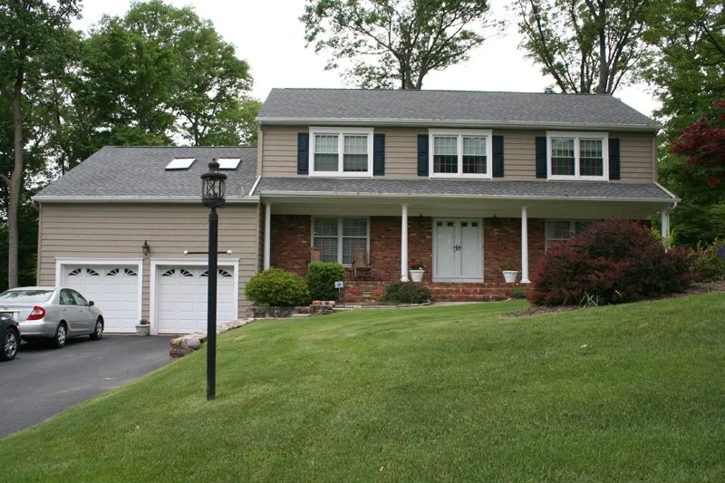 Reliable roof repair in Whippany, NJ by Acorn Home Improvements