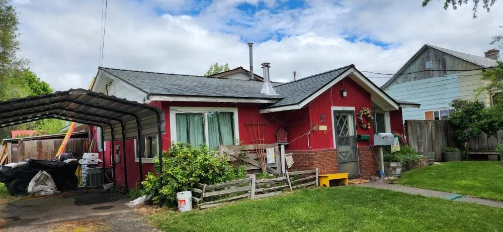 Expert roof leak repair near you across Wallowa, OR - Acorn Roofing