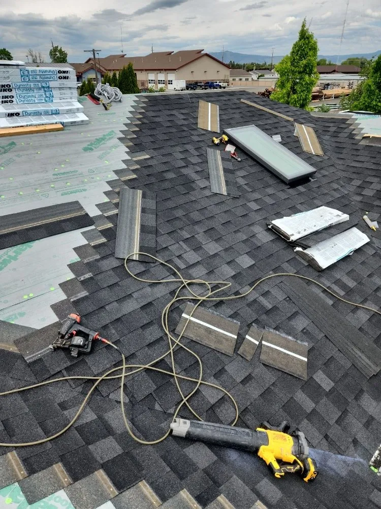 Emergency residential roofing service for homes in Wallowa, OR by Acorn Roofing
