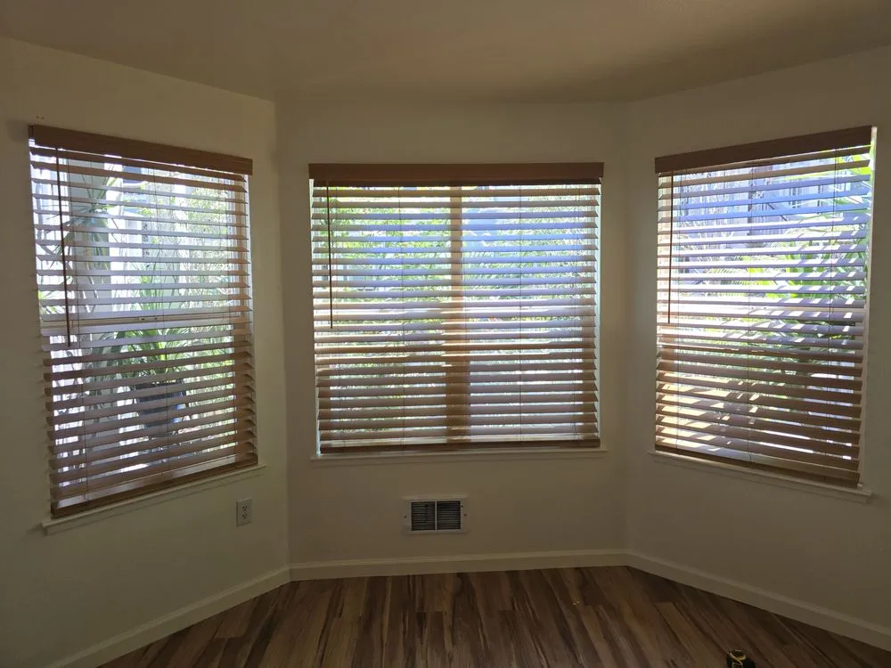 Slide of Acosta Construction