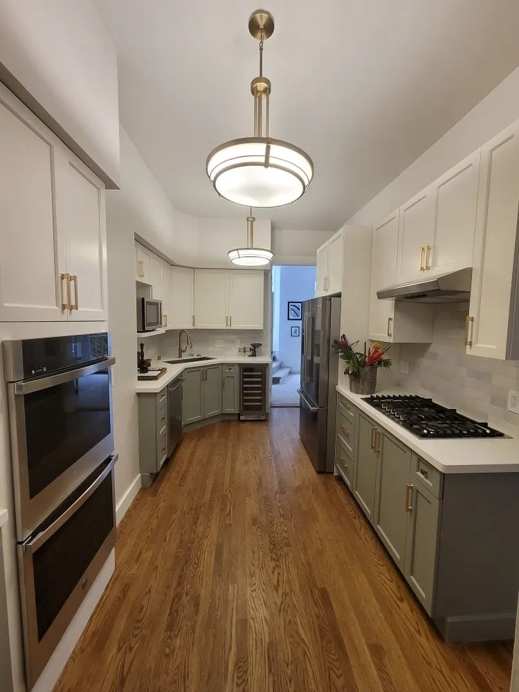 Slide of Acosta Construction