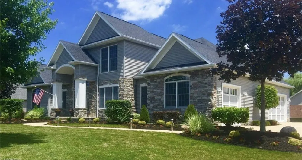 Slide of ACR Contracting