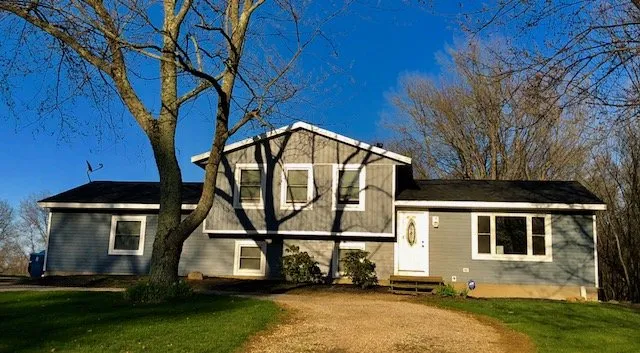 Slide of ACR Contracting