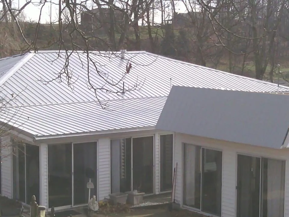 Licensed shingle roofing service experts serving Walker, WV - Action Roofing