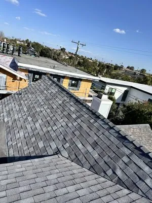 Active Roofing Logo