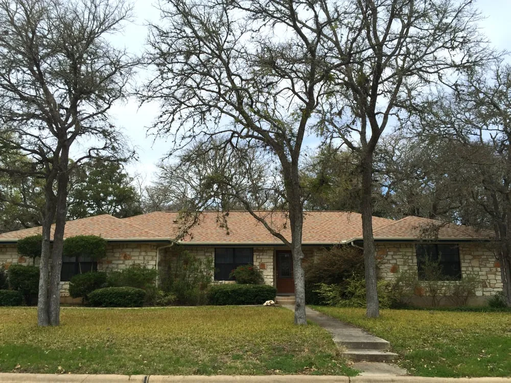 Slide of Acura Roofing