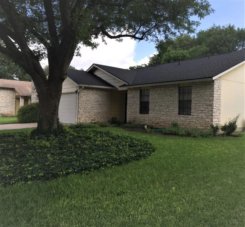 Slide of Acura Roofing