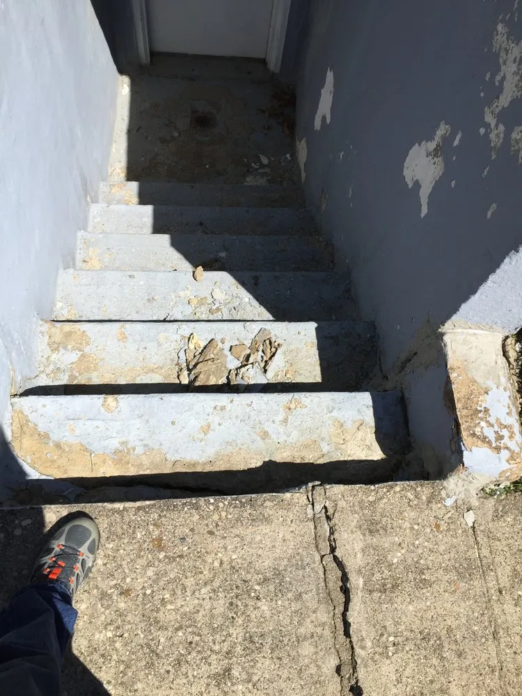 Slide of A&D Contracting and Restoration