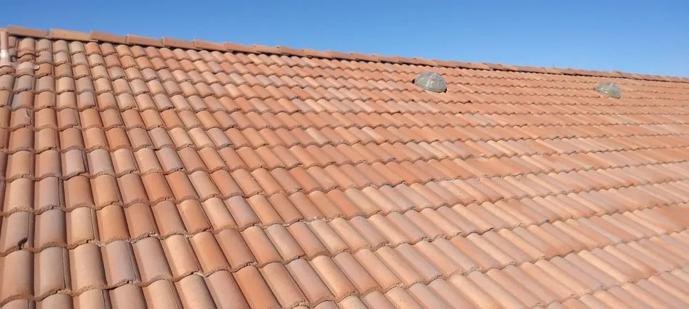 Slide of A&D Roofing