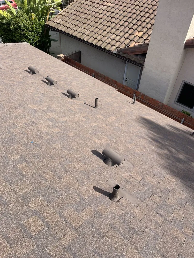 Slide of Adail Bastos Roofing