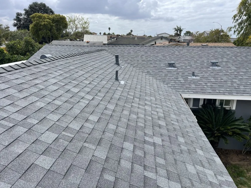 Slide of Adail Bastos Roofing