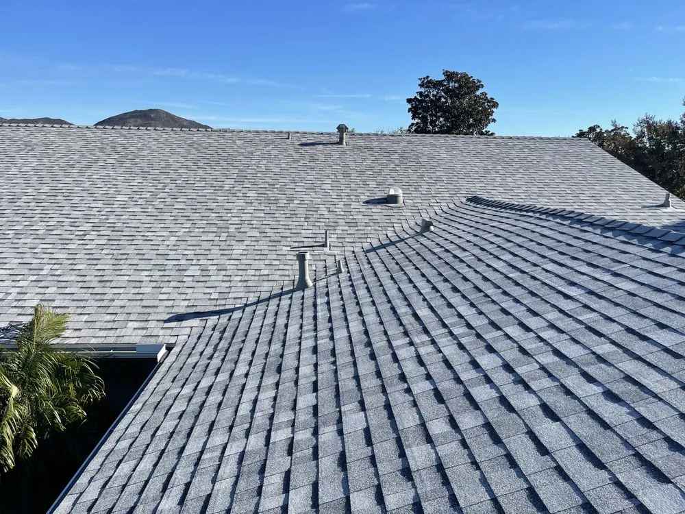 Slide of Adail Bastos Roofing