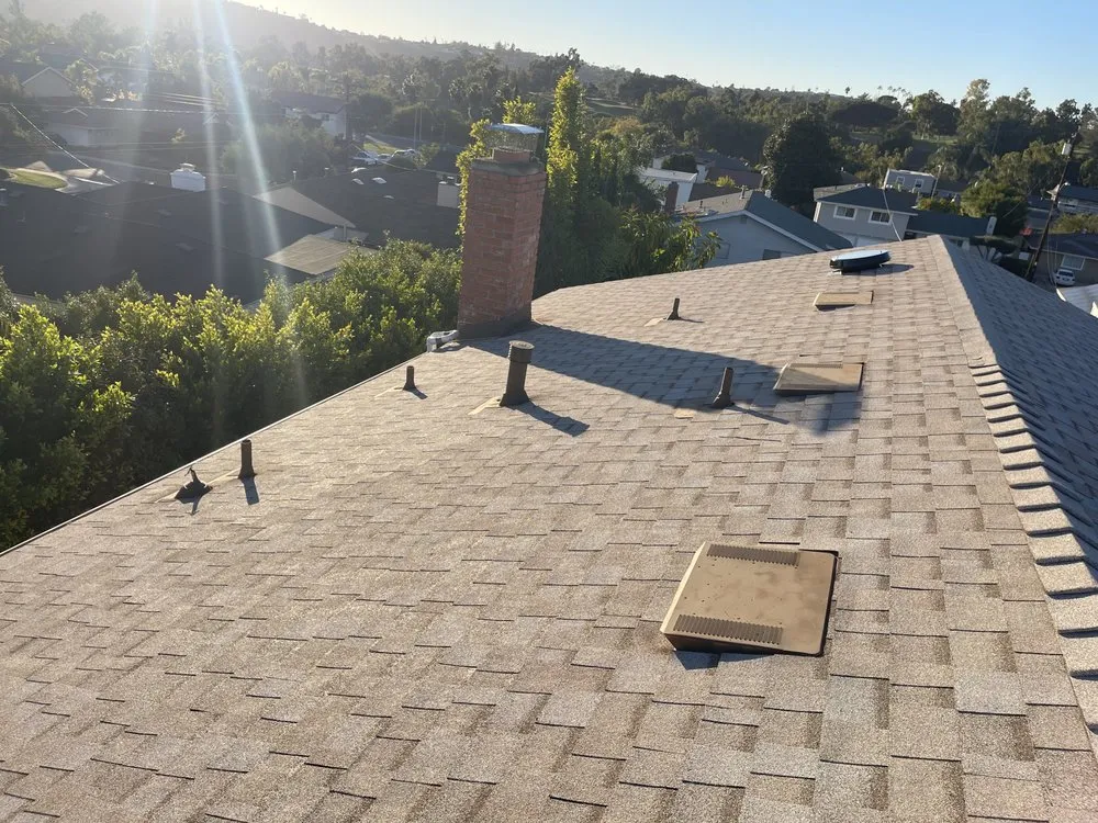 Slide of Adail Bastos Roofing