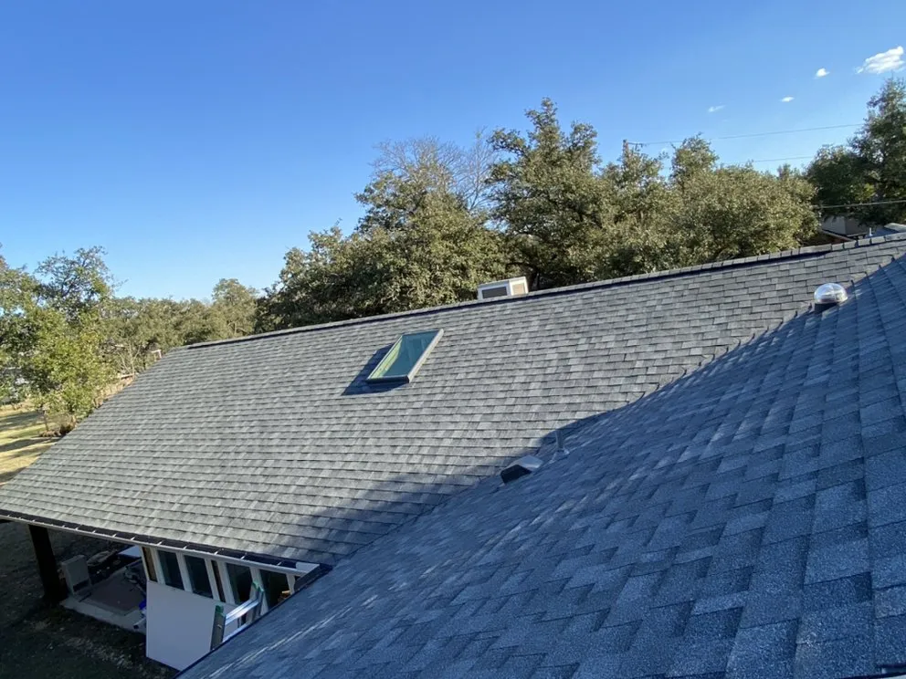 Reliable roof installation near you across Del Valle, TX - Adame Roofing