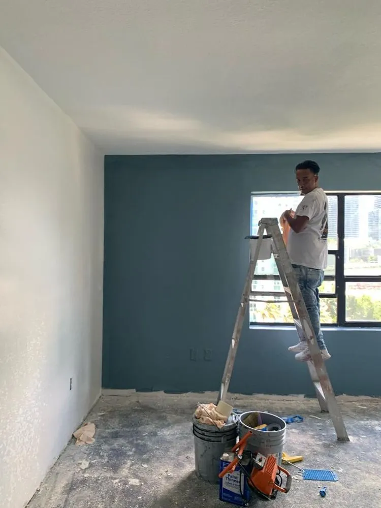 Emergency residential roofing service for fast service across Port St. Lucie, FL - Adan Painting Services