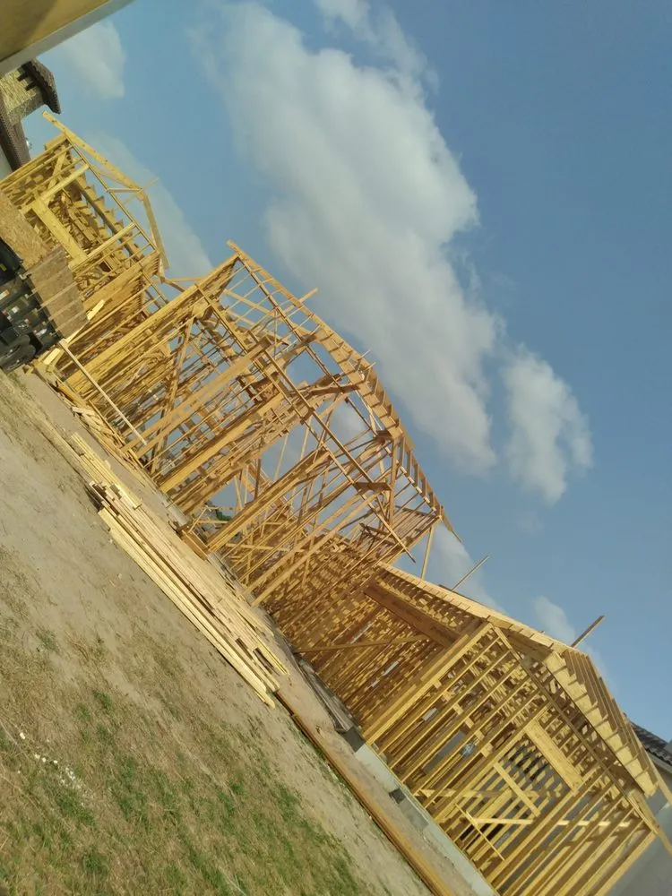 Slide of Adan’s Roofing & Construction