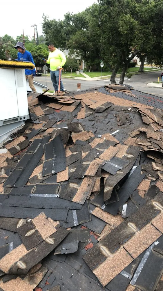 Reliable shingle roofing service experts serving Winnetka, CA - Adar Roofing & Construction