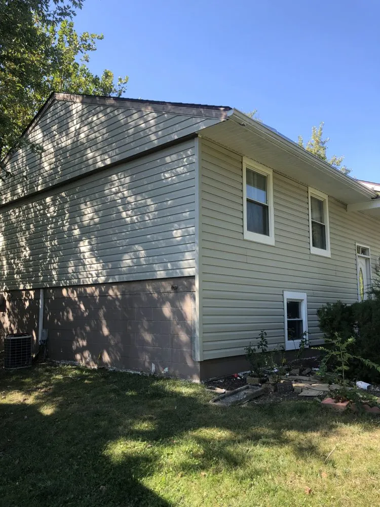 Slide of Adrian Macias Construction