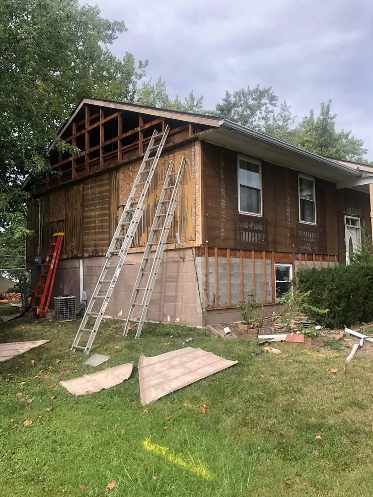 Slide of Adrian Macias Construction