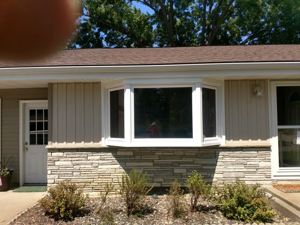 Slide of Advance Aluminum Supply Inc