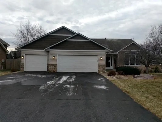 Advance Aluminum Supply Inc Logo