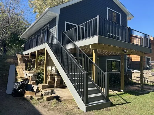 Advance Companies Logo