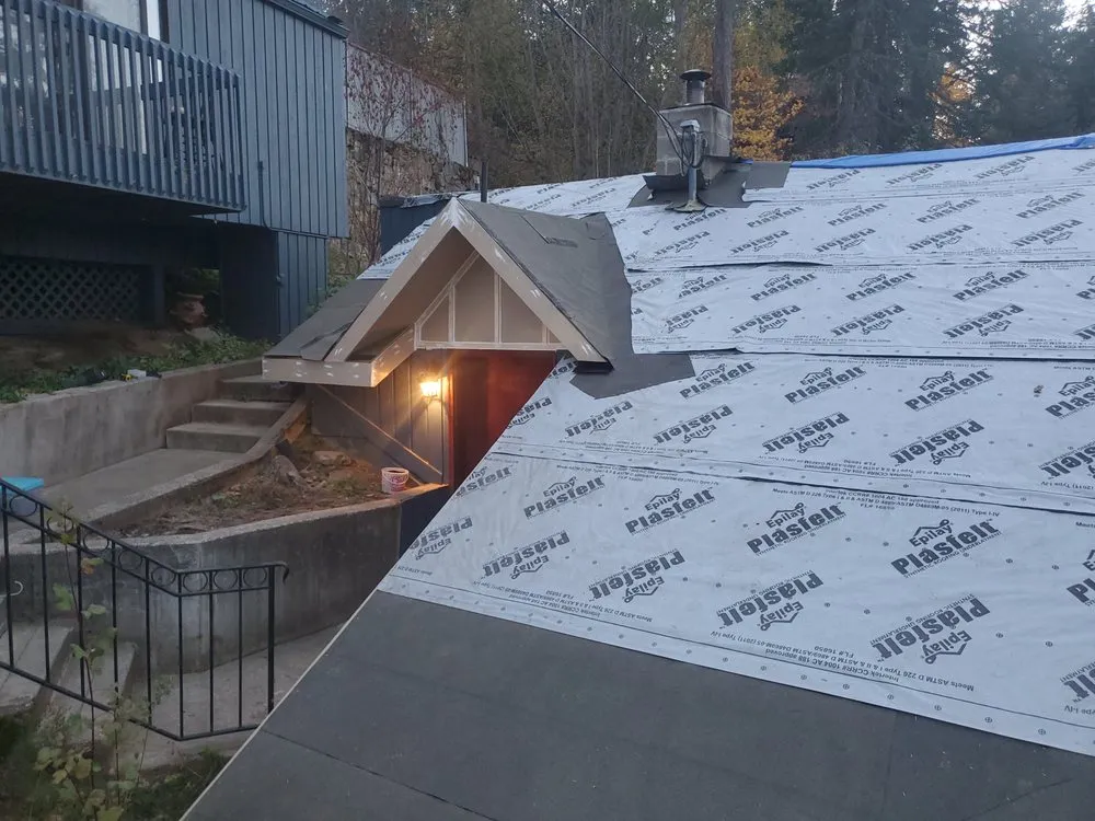 Slide of Advance Roofing