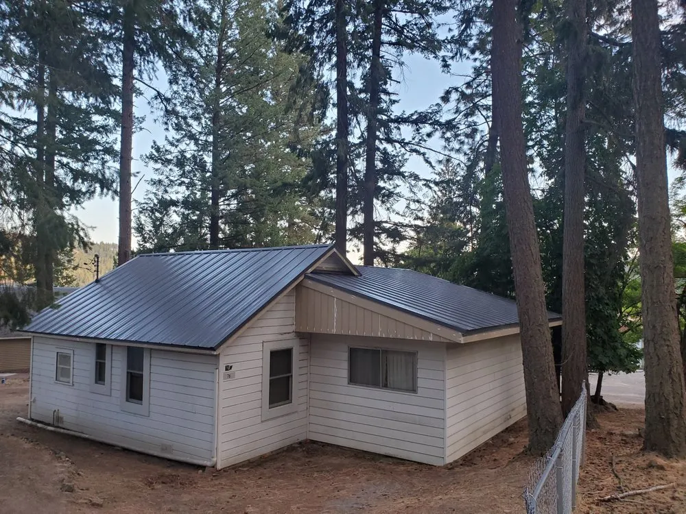 Slide of Advance Roofing