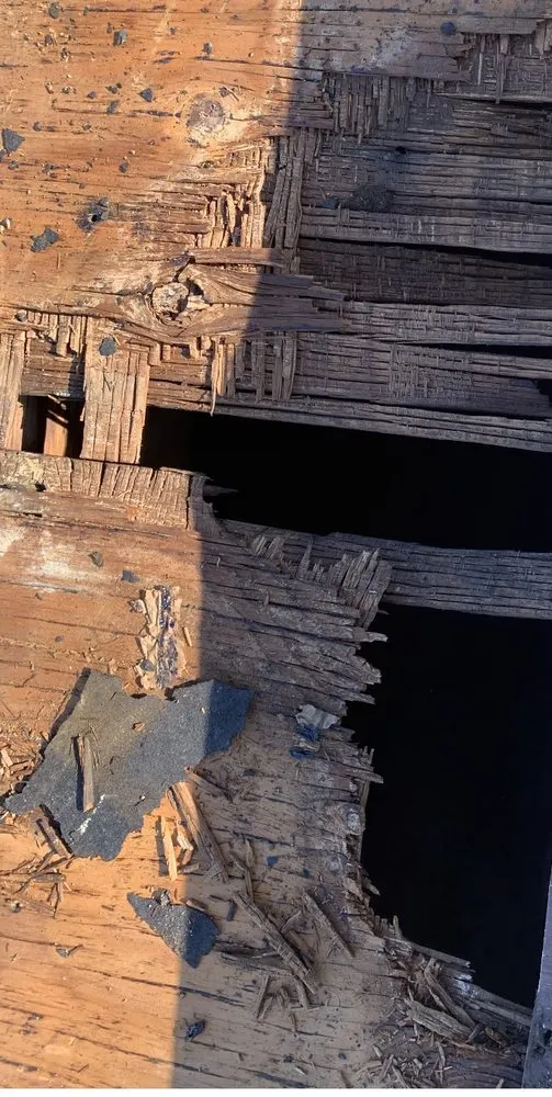 Slide of Advance Roofs