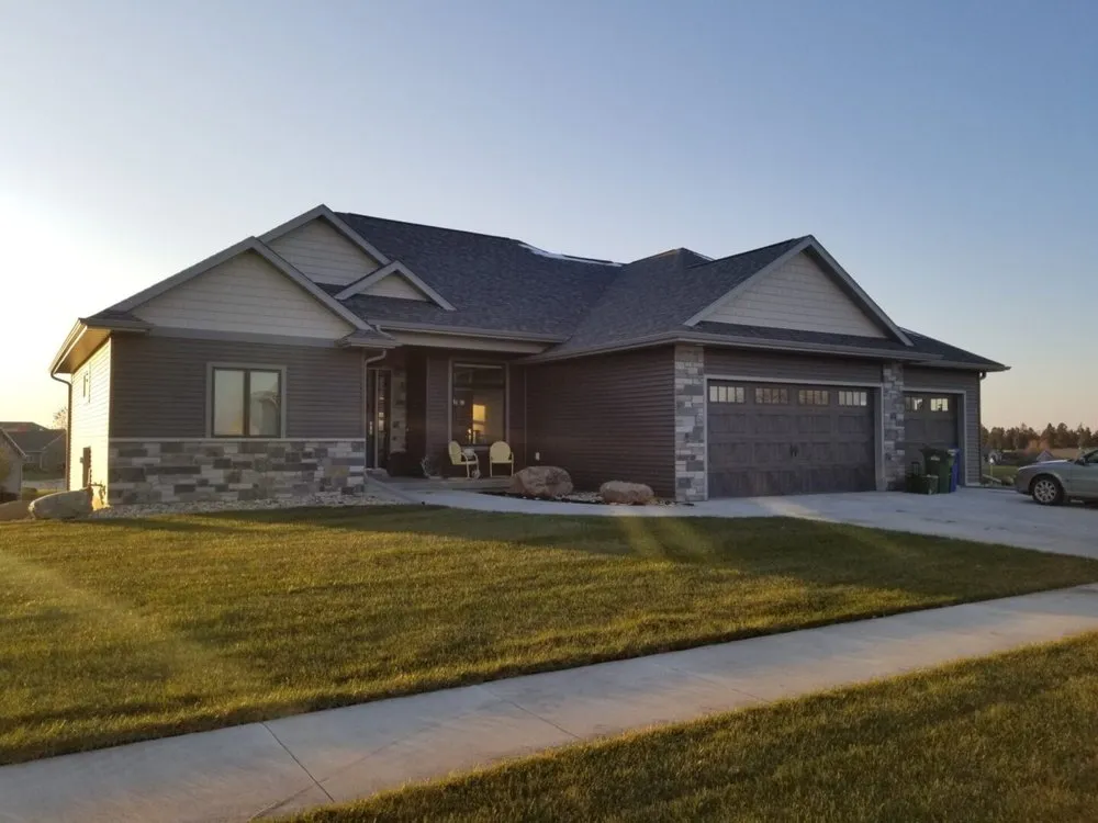 Slide of Advanced Building & Design