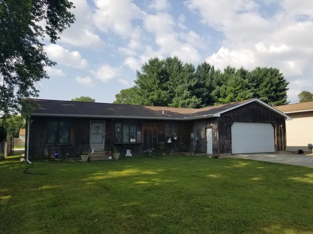 Slide of Advanced Building & Design