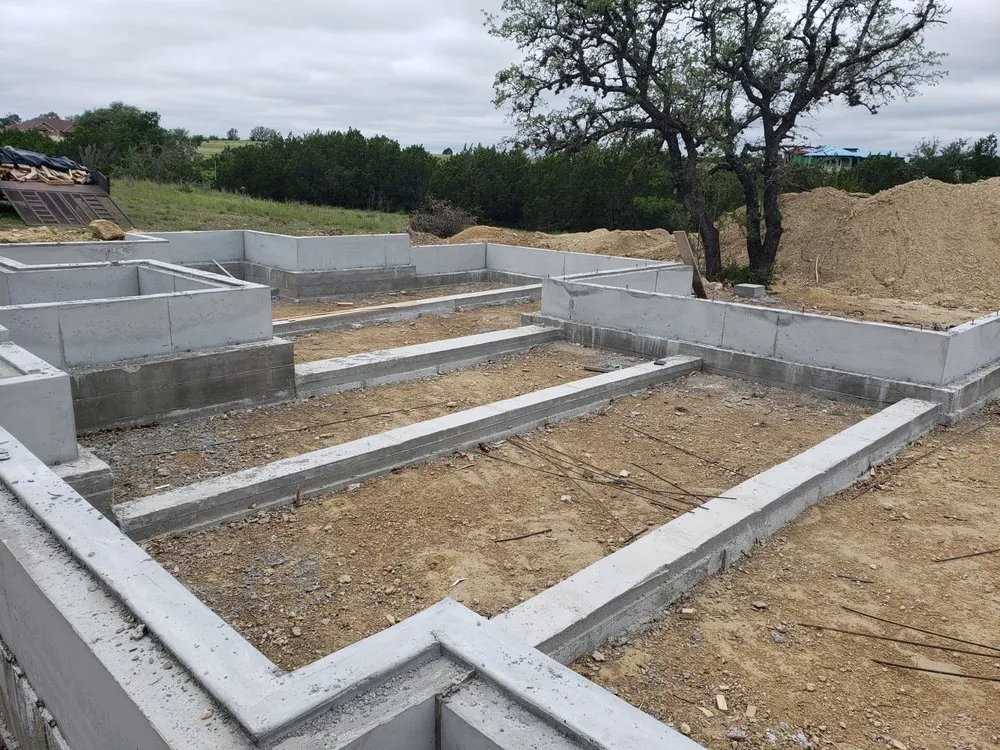 Slide of Advanced Construction and Remodeling