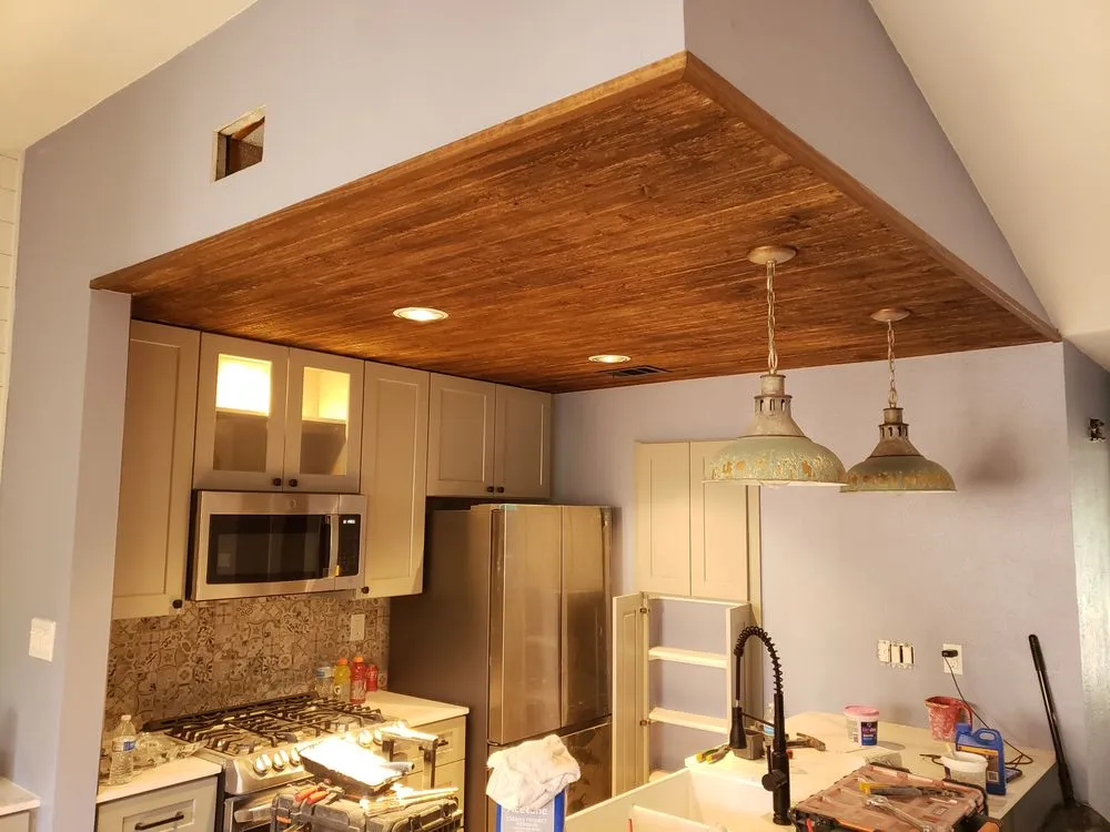 Slide of Advanced Construction and Remodeling